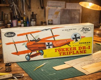 Maqueta de triplano Fokker DR-1 de Guillow vintage • Caza alemán de la Primera Guerra Mundial • Maqueta de vuelo de madera de balsa n.° 204 • Envergadura de 20" • Aviación vintage H