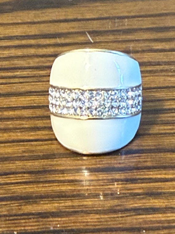 Bold White Enamel Statement Ring with Rhinestone … - image 3