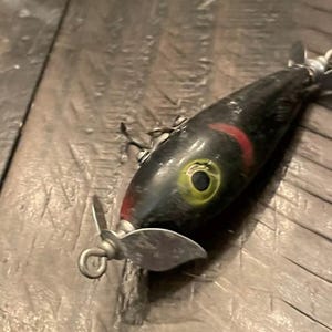 tsunami forged lever drag conventional reels TSFRG3500 Color:Electric Blue Yellow Stripe Tsunamis Forged is constructed Simple DIY Dollar Tree Floater Elite 85