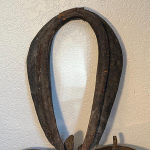 Antique Horse Collar – Rustic Farmhouse Decor – Leather Draft Horse Harness Collar – Primitive Western Wall Decor