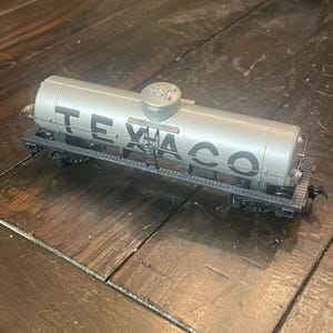 HO Scale TEXACO Single Dome Oil Tanker Freight Train Car eletric train vintage