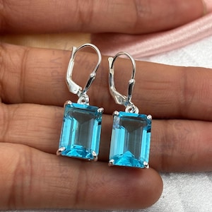 Collection Orecchini A Bottone In Argento 925 Con Pietra Portafortuna Smeraldo Sintetico - Taglio A Cuscino 8mm, Gioielli Per Donna, Regalo Con Confezione Lussuosa E Garanzia A Vita