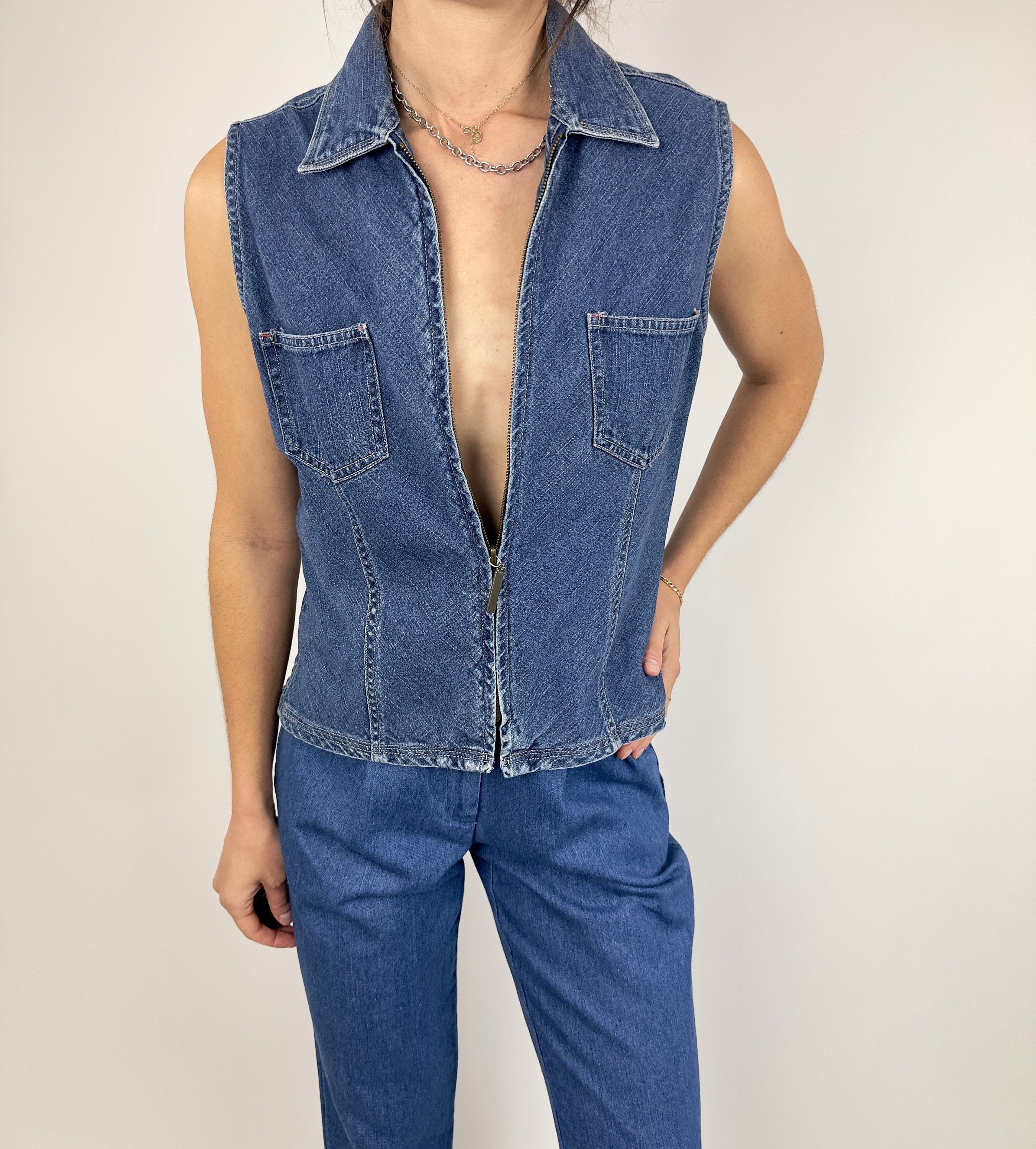 NOM-D 1990s vest