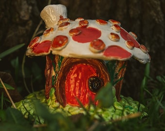 Cute Ceramic Mushroom House/ Cute Gift / Gift for her