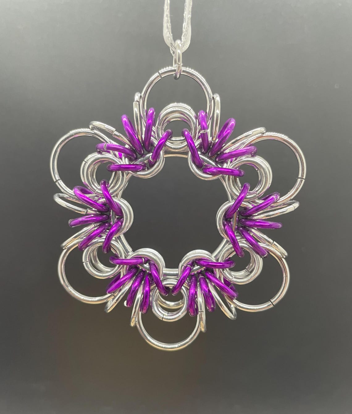 Chainmail Tutorial – Victory Christmas Ornament (chain Mail Kits ...