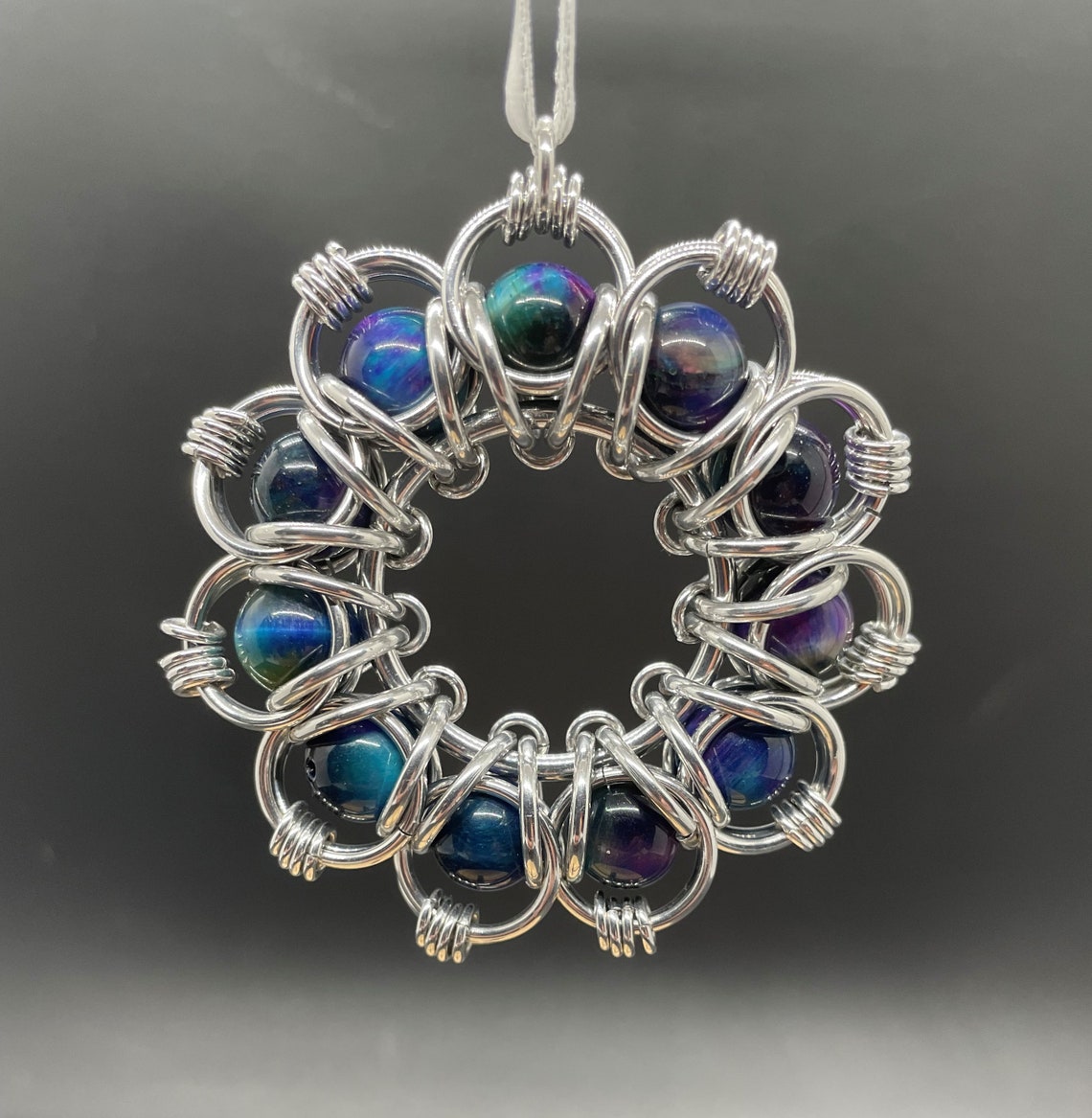 Chainmail Tutorial – Get Your Bearings Christmas Ornament (chain Mail ...