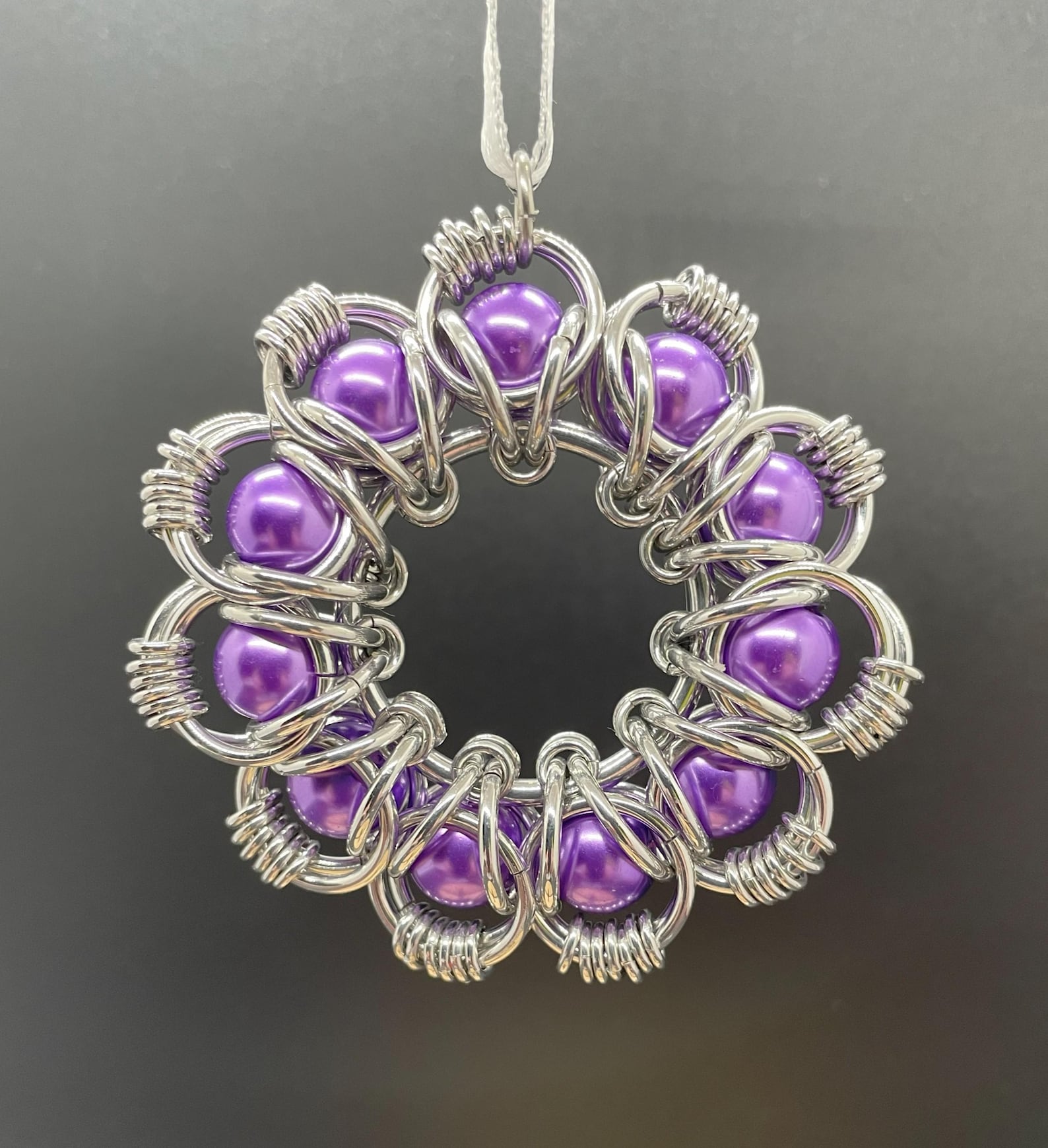 Chainmail Tutorial – Get Your Bearings Christmas Ornament (chain Mail ...