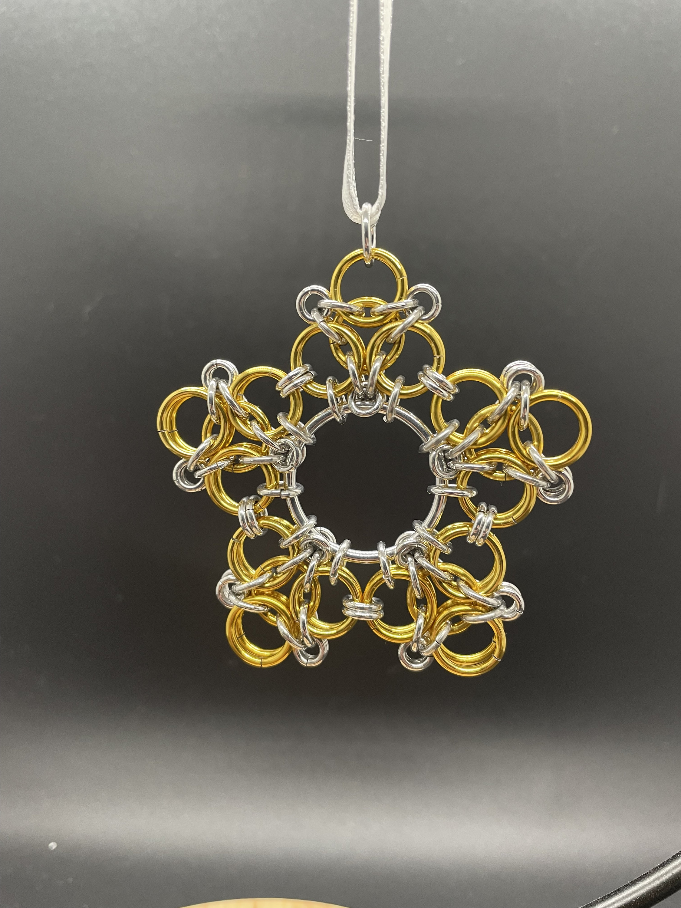 Chainmail Tutorial – Aura Christmas Ornament (chain Mail Kits Sold ...