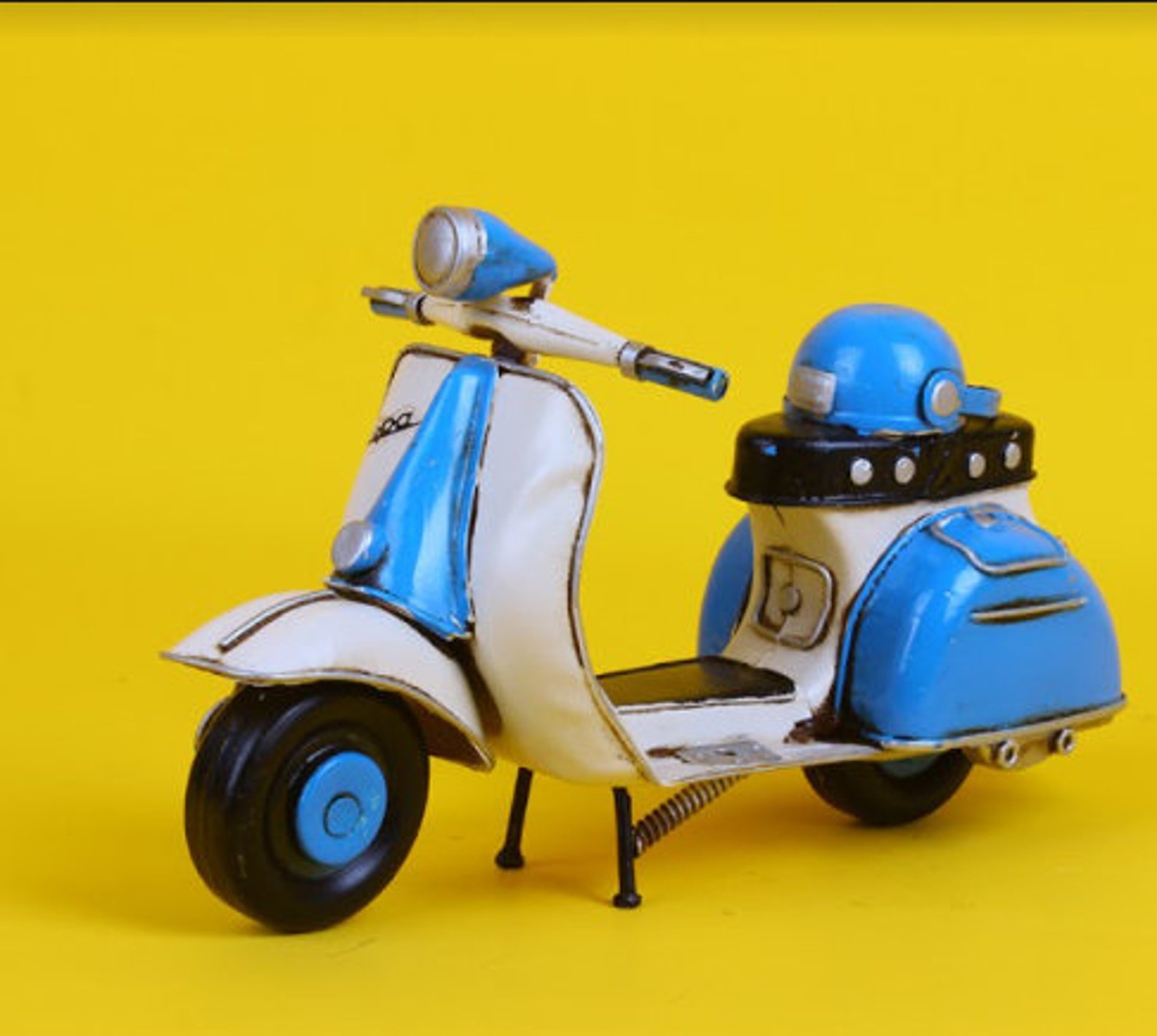 GSminiature Vespa Scooter Figurine Retro Collectible Etsy