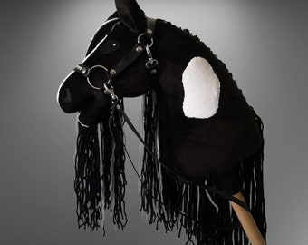 Cavallo da hobby "shdow" colore nero con lunga nera con criniera bianca e briglia nera - cavallo su bastone-steckenpferd hobby misura A3