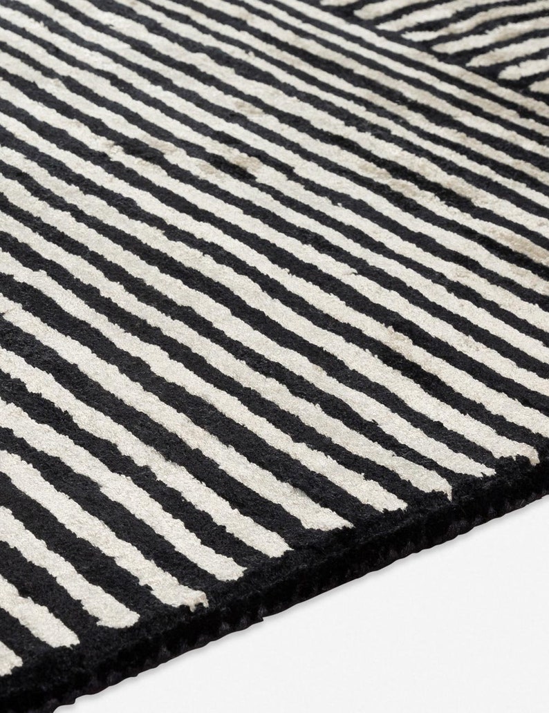 Hand Tufted Rug Wool Rug Black Cream Rug Area Rug 4x6 Etsy
