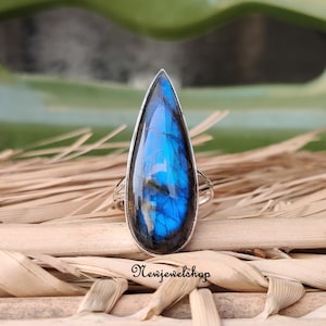 Blue Labradorite Ring, 925 Sterling Silver Ring, Handmade Ring, Ring For Women, Plain Silver  Ring, Gemstone Ring, Labradorite Jewelry