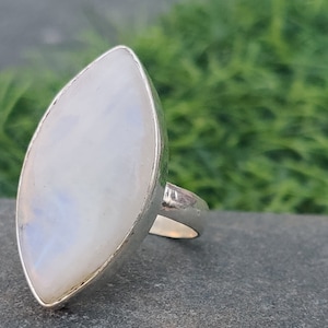 Plata de ley 925, piedra lunar genuina, joyería hecha a mano, anillo delicado, anillo de ansiedad, anillo de corazón, anillo simple, anillo de novias, anillo único,