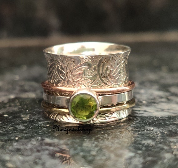 Peridot Ring, Spinner Ring, 925 Sterling Silver, Gemstone Ring, Handmade Ring, Peridot Jewelry, Worry Ring, Anxiety Ring, Women Ring