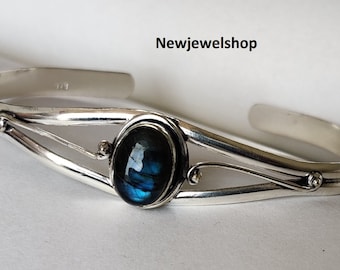 Labradorite Bangle, 925 Sterling Silver Bracelet,Handmade Jewelry,Adjustable,Oval Shape Stone,Gemstone Bracelet,Unique Bracelet,Gift For Her