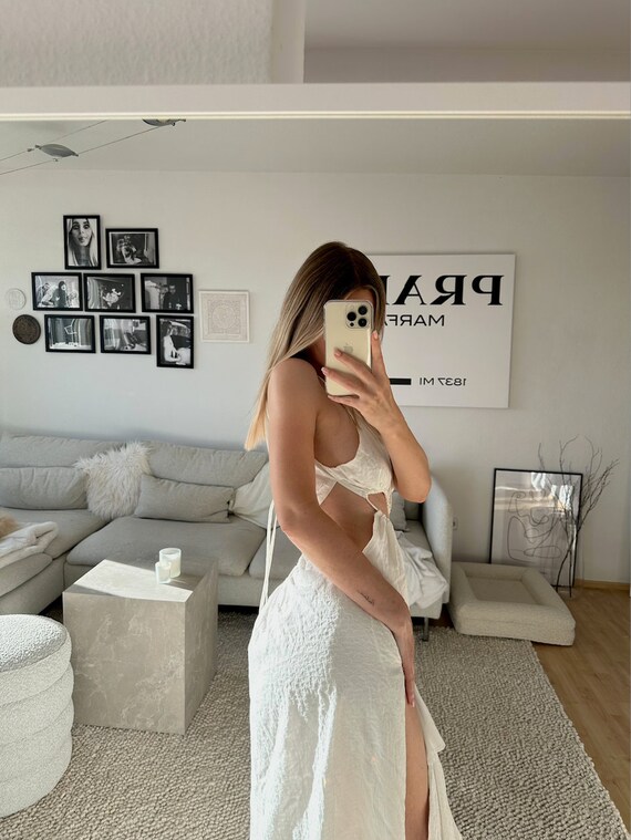 Sexy Dynasty vibe vintage dress cream white boho slit cutout S M 36 38 holiday beach romantic