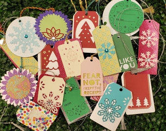 Set of 8 Holiday Gift Tags