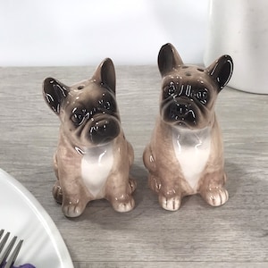 French Bulldog Salt & Pepper shaker set quality ceramic novelty Frenchie lover gift, boxed image 3