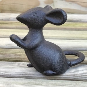 Set of 2 heavy solid cast iron mice indoor or garden ornament decorations, one 'Talking' one 'Listening' great novelty mouse lover gift image 5