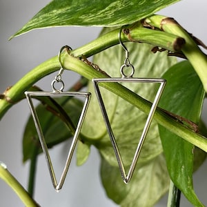 Boucles d&#39;oreilles triangle en argent sterling