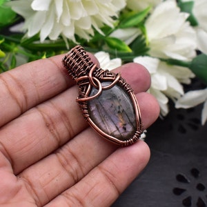 Labradorite Copper Pendant Coper Wire Wrapped Gemstone Pendant Copper Jewelry,Designer Pendant,Gift For Her Mother Christmas Gift For Love