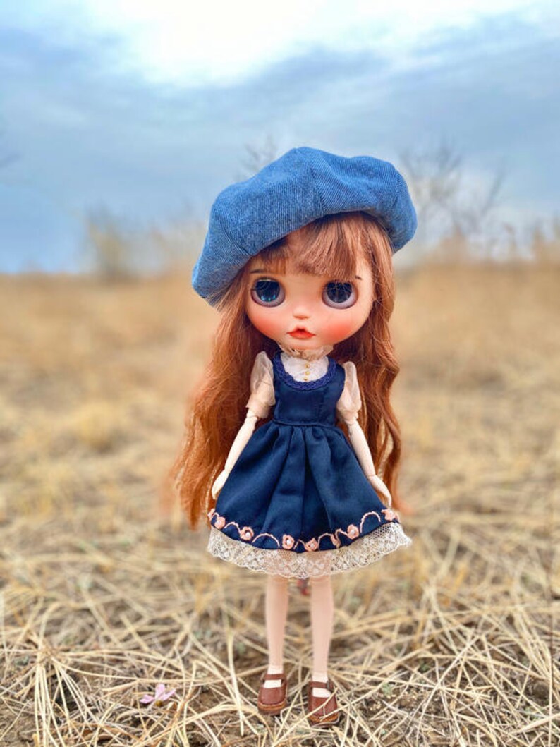 Best affordable Christmas gift, country style, classic vintage Blythe cloth, Outfit custom dress, Azone, OB22, OB24,silk, cotton embroidery With Beret Hat