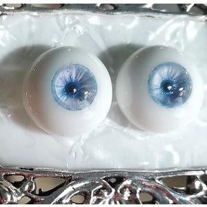 Pale Blue BJD Doll Eyes: Handmade Realistic Resin Eyes (12-22mm)