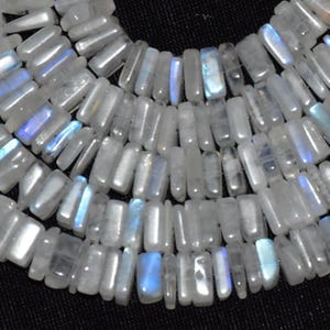 Cuentas cuadradas de piedra lunar arcoíris blanca AAA - Tira de 18 cm