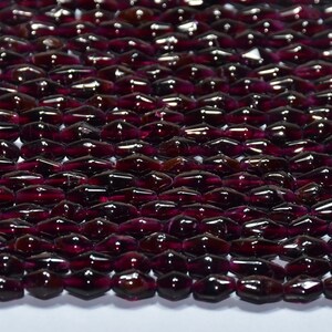 Natural Hyderabadi Garnet  Barrel Plain Gemstone Beads 13 Inch Strand 5 × 6.50 mm to 5.50 × 11 mm