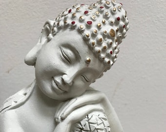 Buddah statue,sitting,figure,handpainted,meditation,decoration,display,ornament,spiritual,holistic,treatment,boho,calming,atmosphere,calming