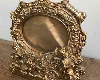 Cherub gold photo frame,freestanding,tabletop,decoration,ornament,picture,Fionaforthartisan,ornate,gift,oval,home,decor,Ángels,shabby chic,