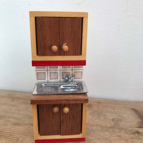 Dolls house vintage kitchen unit and sink,retro, cupboards,sink,taps,wooden,plastic,knobs,display,collectible,collection,toy,draining,house