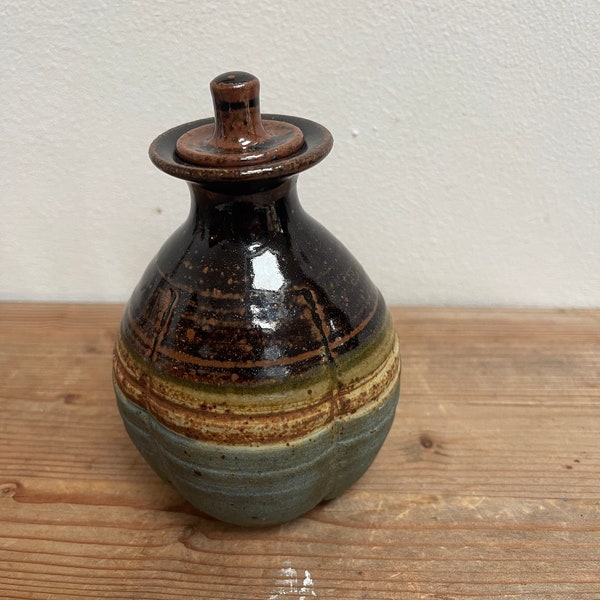 Studio pottery jar/ pot with stopper lid, earthenware, browns, circular, vinaigrette, table decoration, kitchen, rustic, semi glazed, stone