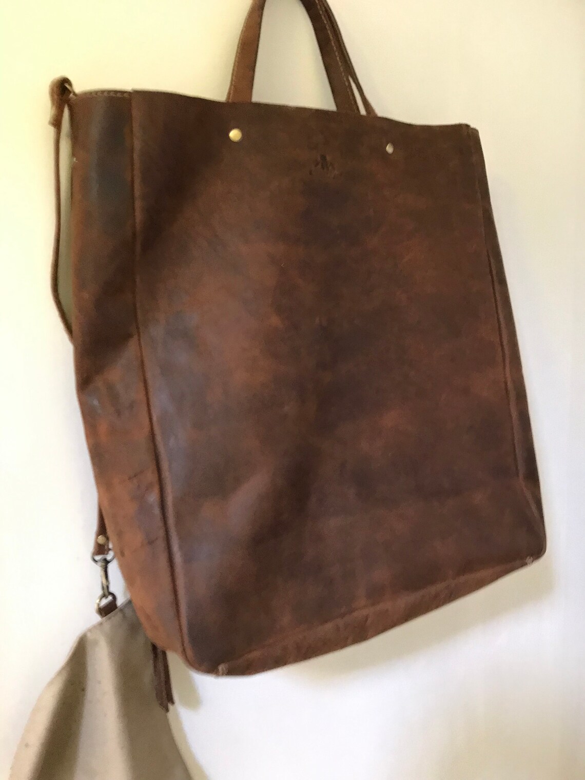 Rowallen leather tote laptop bag,brown,shoulder,hand strap,internal purse,buffalo,shopping,office,classic,crossbody,rustic,handbag,unisex,, foto 4 di 5