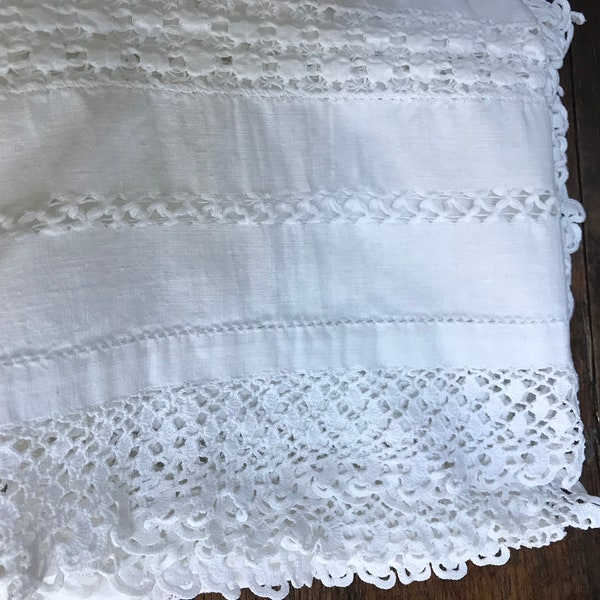 Lace cotton squares tablecloth,vintage,french,cloth,cover,protection,tableware,dining,tea,occasional,display,ornament,collectible,collection