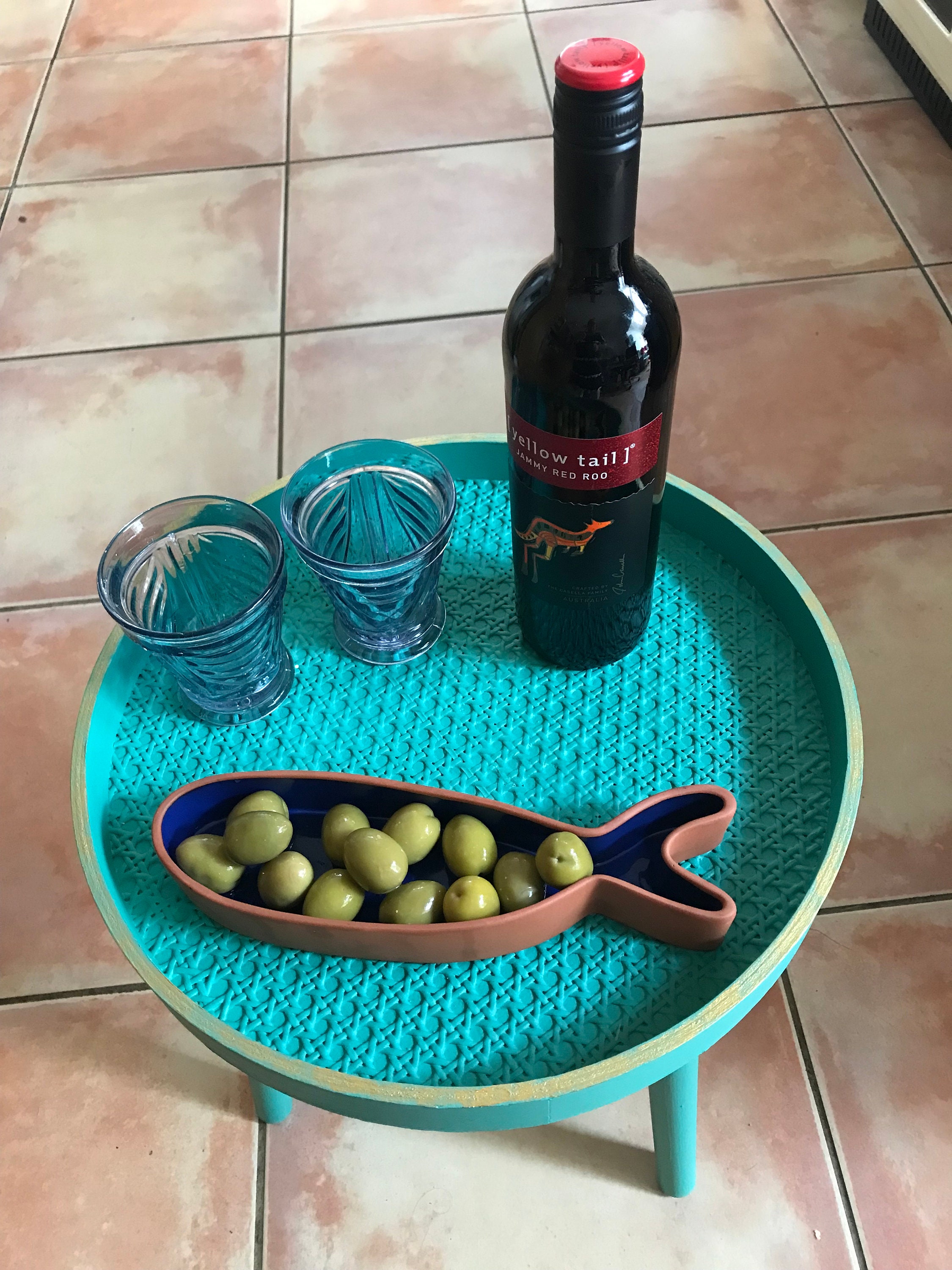 Tall skinny 2024 drink table