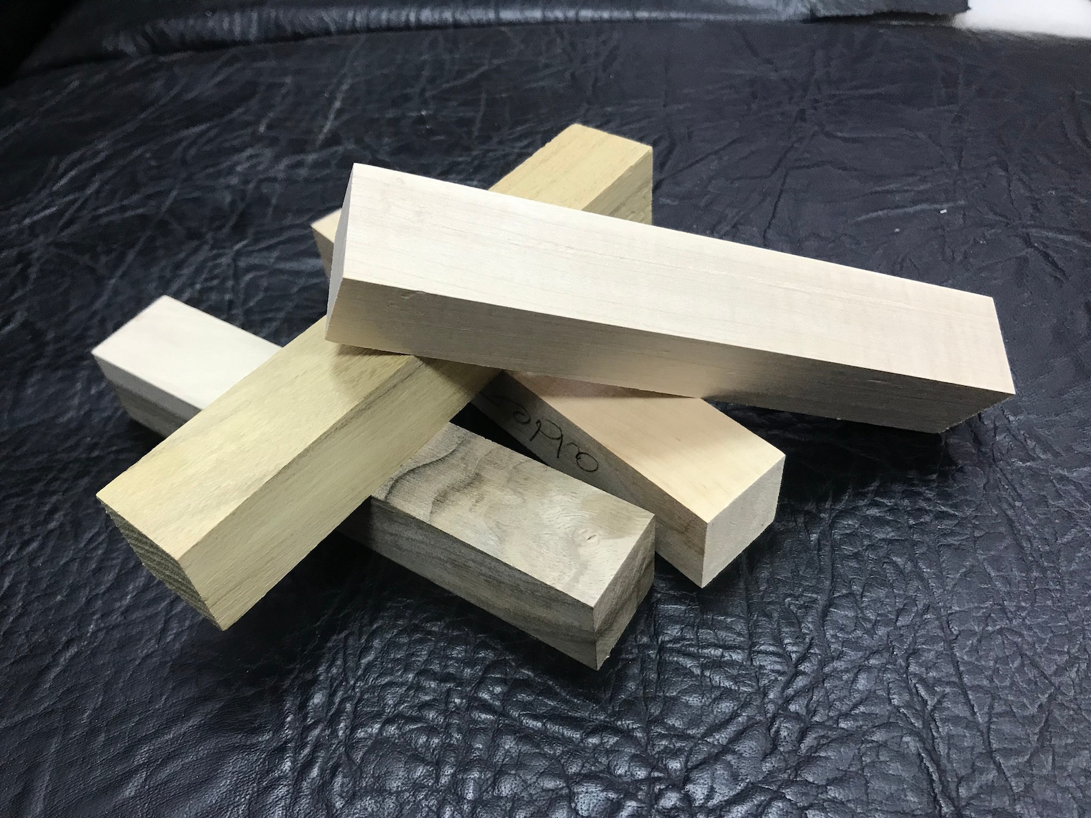 Set of 4 Wooden Blocks.wooden Pen Blanks. Wood Carving Blanks. Wooden