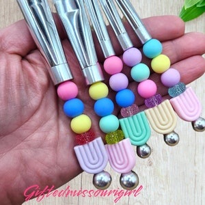 LAST CHANCE Pastel Rainbow Makeup Brush Set // 5 Piece // Beaded Makeup Brushes //Makeup Brush Gift Set // Ready to Ship L646