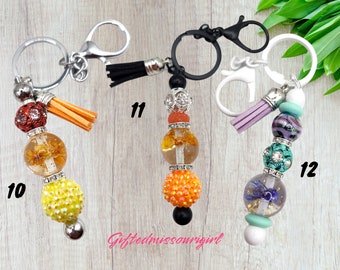 beads♡key chain Bubblegum Bead Keychain Tutorial. How to make a beaded