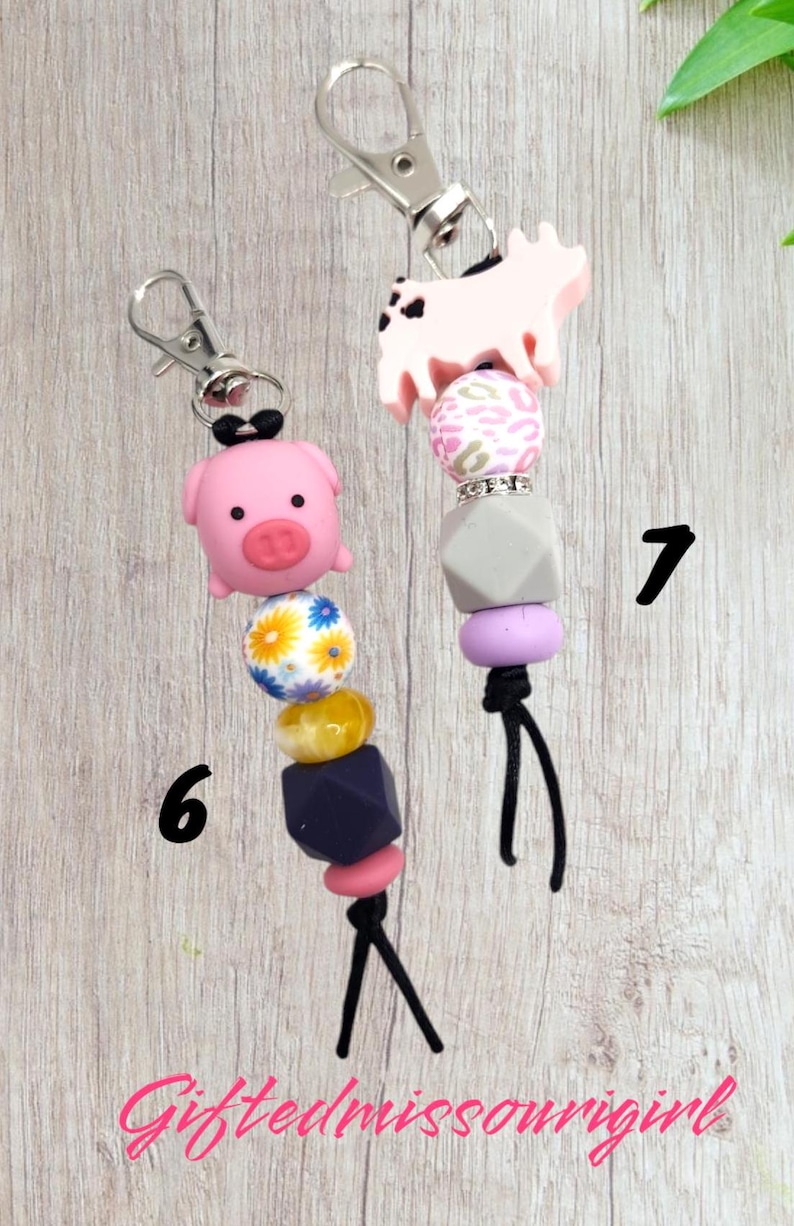 Pig Beaded Keychain // Many Options // Ready to Ship 11/24 - Etsy