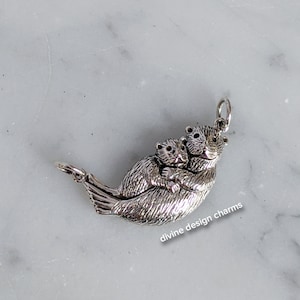 Sterling Silver Mama and Baby Sea Otter Pendant Festoon