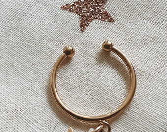 Anillo de acero con estrella y nácar