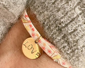 Personalized liberty bracelet - Medal engraved LOVE or initial - Mom gift - Mother's Day - Grandmother's Day - Birth gift