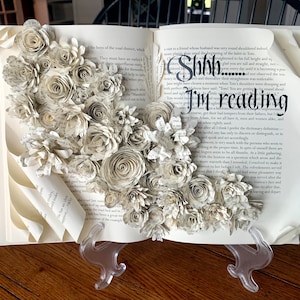 Arte del libro, scultura, fiore di carta, libro da tavolino per amanti della lettura, citazioni personalizzate