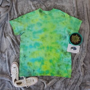 Ice Dyed Tie Dye T-shirt. Size - Adult 2X-Large. Green and blue tie dye.