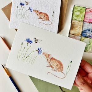 carte souris et bleuet | Carte de voeux britannique vierge de Zazzle.be Liste d'envies Vous avez des idées ? Animaux et fleurs britanniques | Fleurs sauvages à planter / Carte de voeux écologique