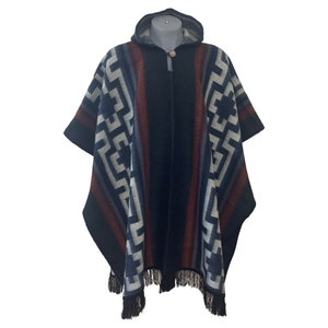 Geometric Poncho. Alpaca Poncho. Unisex Use. Men’s Poncho. Women’s Poncho.