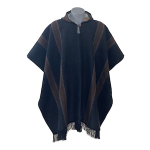 Geometric Patterns Ponchos. Alpaca Wool Poncho. Cape. Native Poncho.
