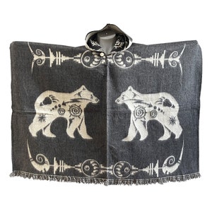 Bear Poncho. Tribal Poncho. Alpaca wool poncho. Unisex use poncho. Adult size poncho.