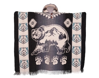 Poncho de lana de alpaca hecho a mano: diseño de oso rugiente, talla para adulto